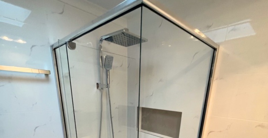 Shower Screen Canberra